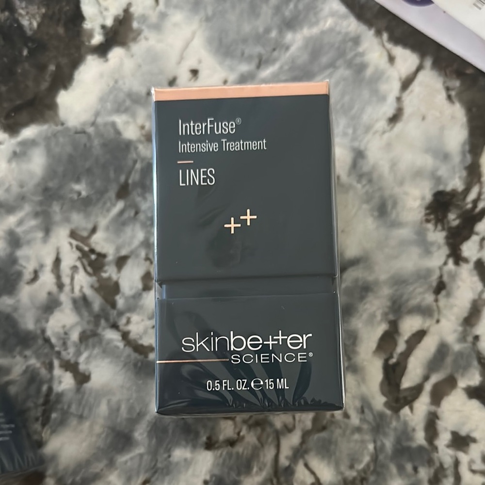 Skinbetter interfuse LINES